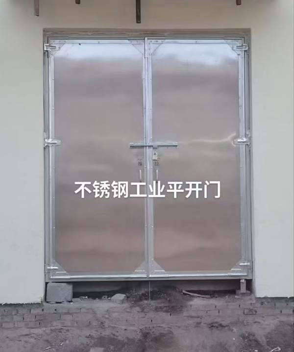 不锈钢皋兰工业平开门在现代工业场景中的应用实践